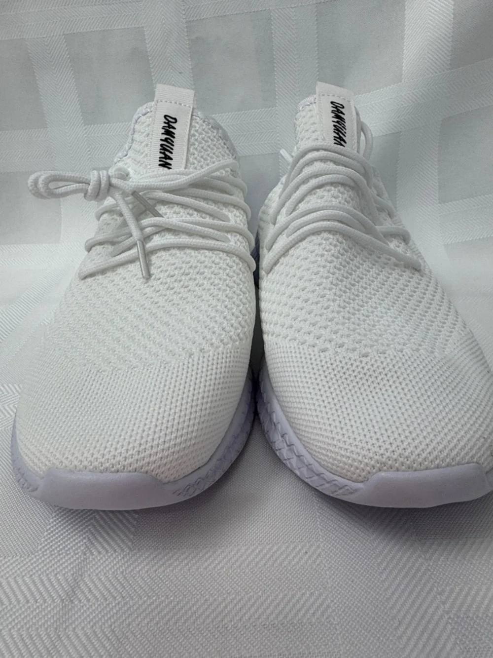 NWOB Men’s White Knit Lace-Up Lightweight Memory Foam Sneakers